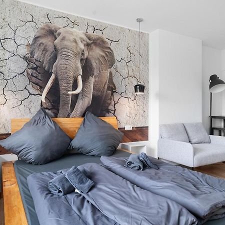 Apartment 1, Direkt Am Bahnhof อาเคิน ภายนอก รูปภาพ